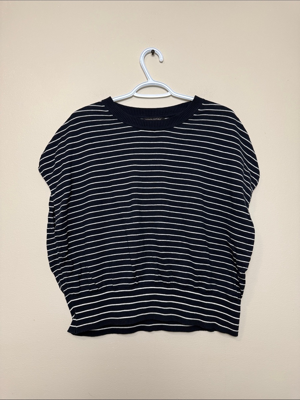 Banana Republic Navy and White Striped Short Sleeve Sweater Knit Top size M